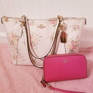 Coach Ava Tote & Wallet Set